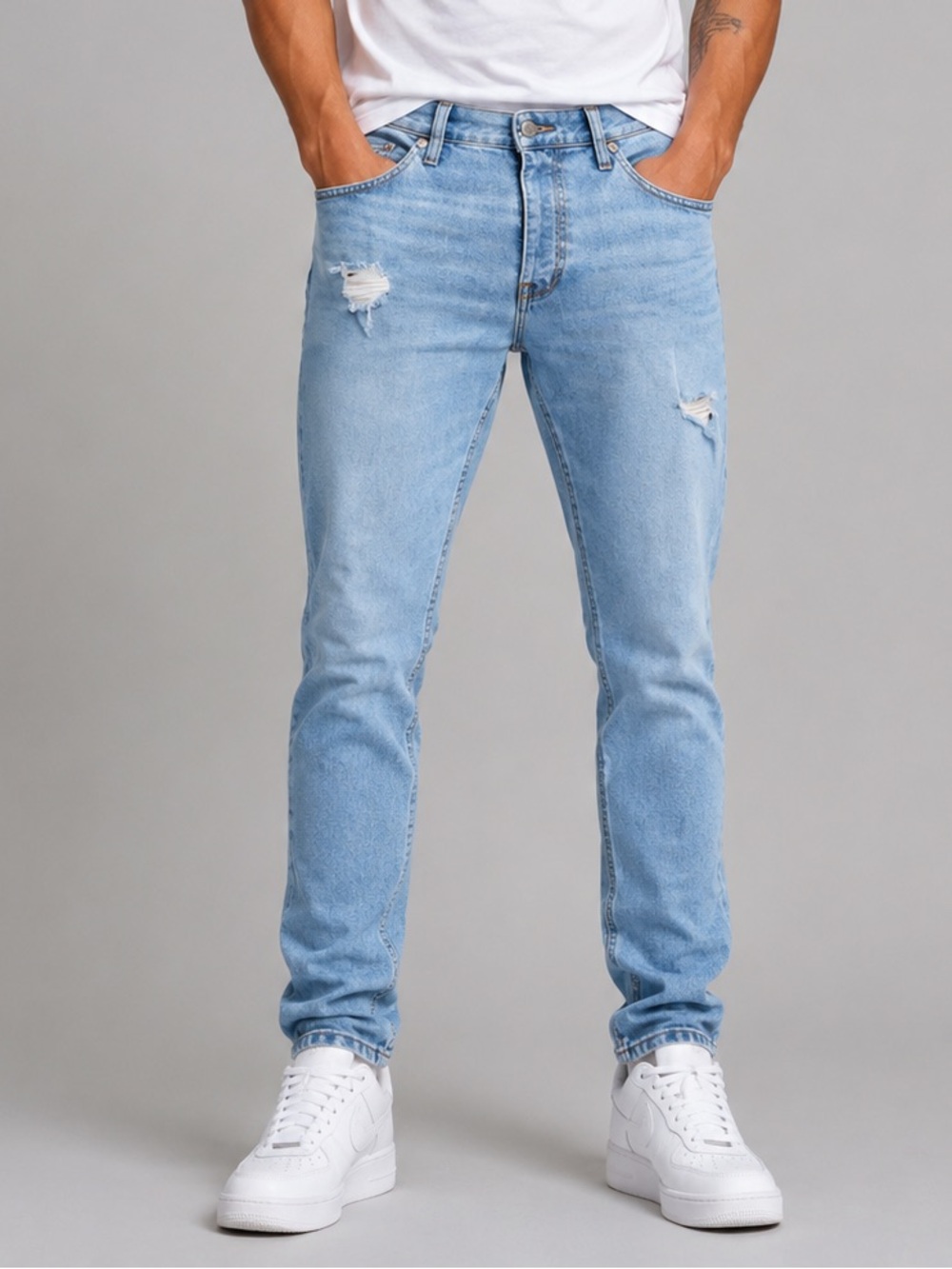 Hollister Slim Straight Men’s 30x32 Epic Flex Light Wash Distressed Jeans Stain